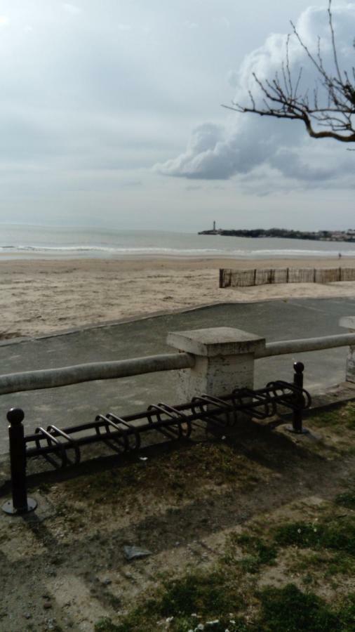 Les Pins Ensoleilles Διαμέρισμα Saint-Georges-de-Didonne Εξωτερικό φωτογραφία